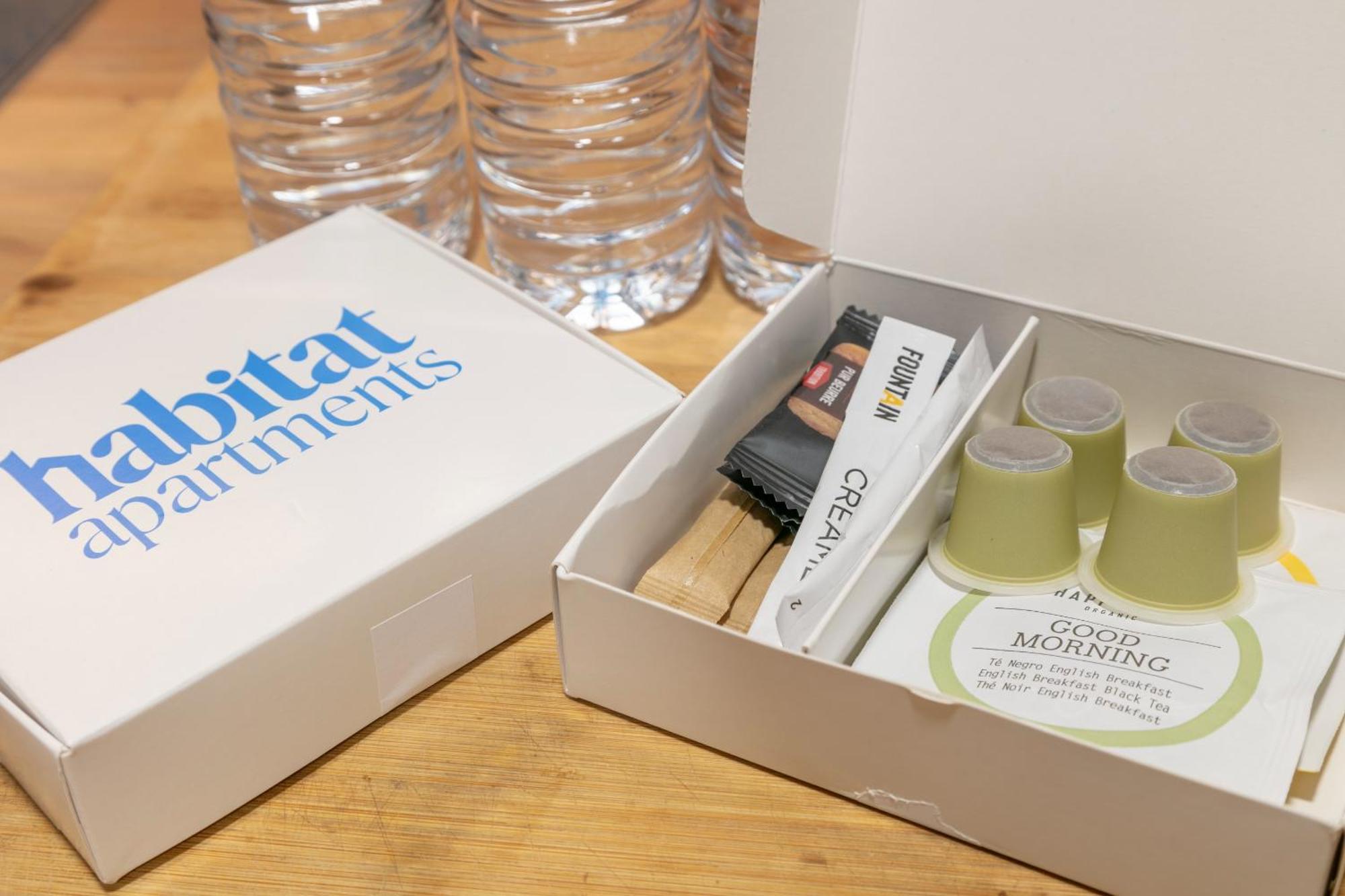 Habitat Apartments Carders Barcelona Eksteriør billede